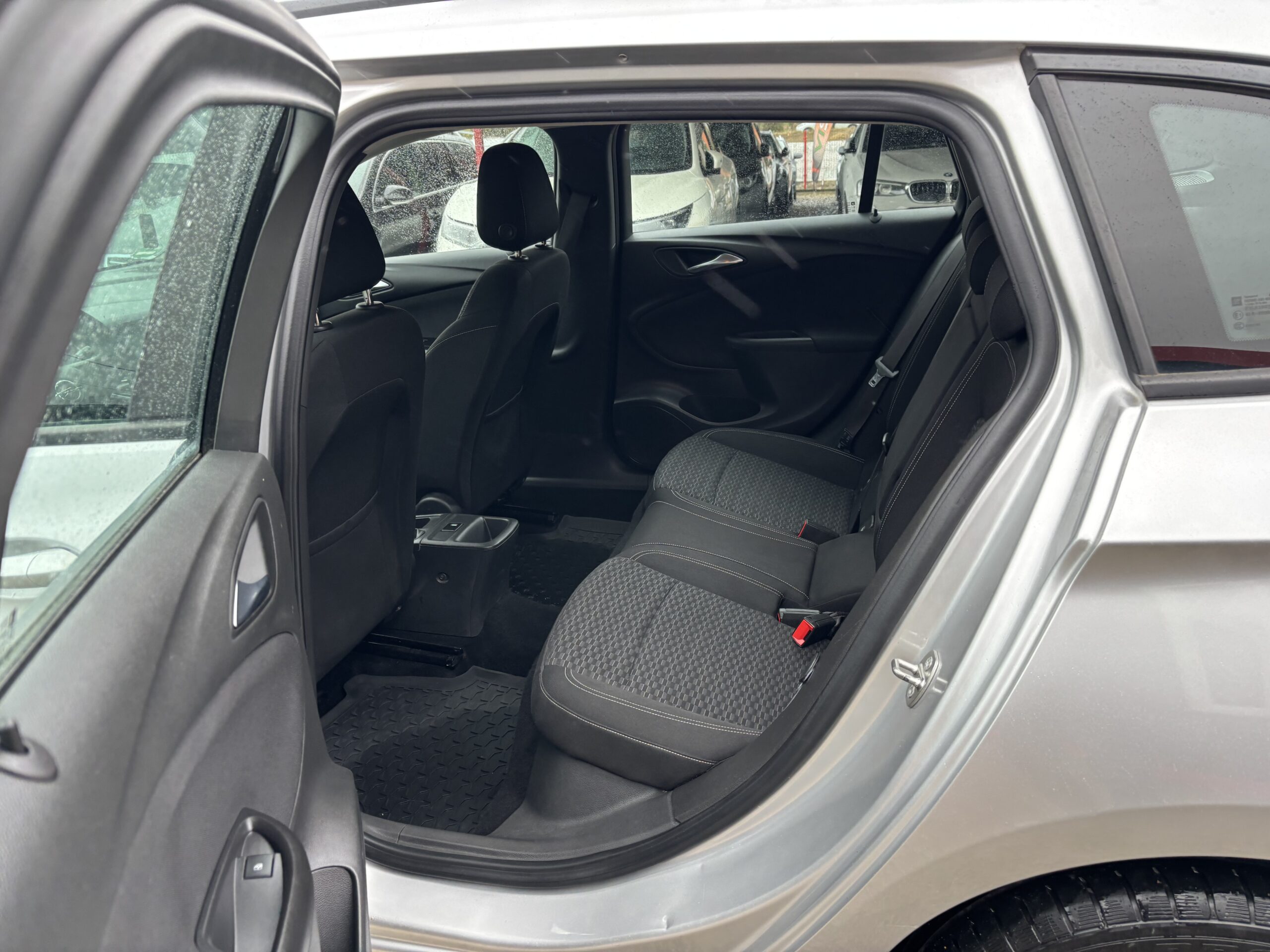 
								Opel Astra K full									