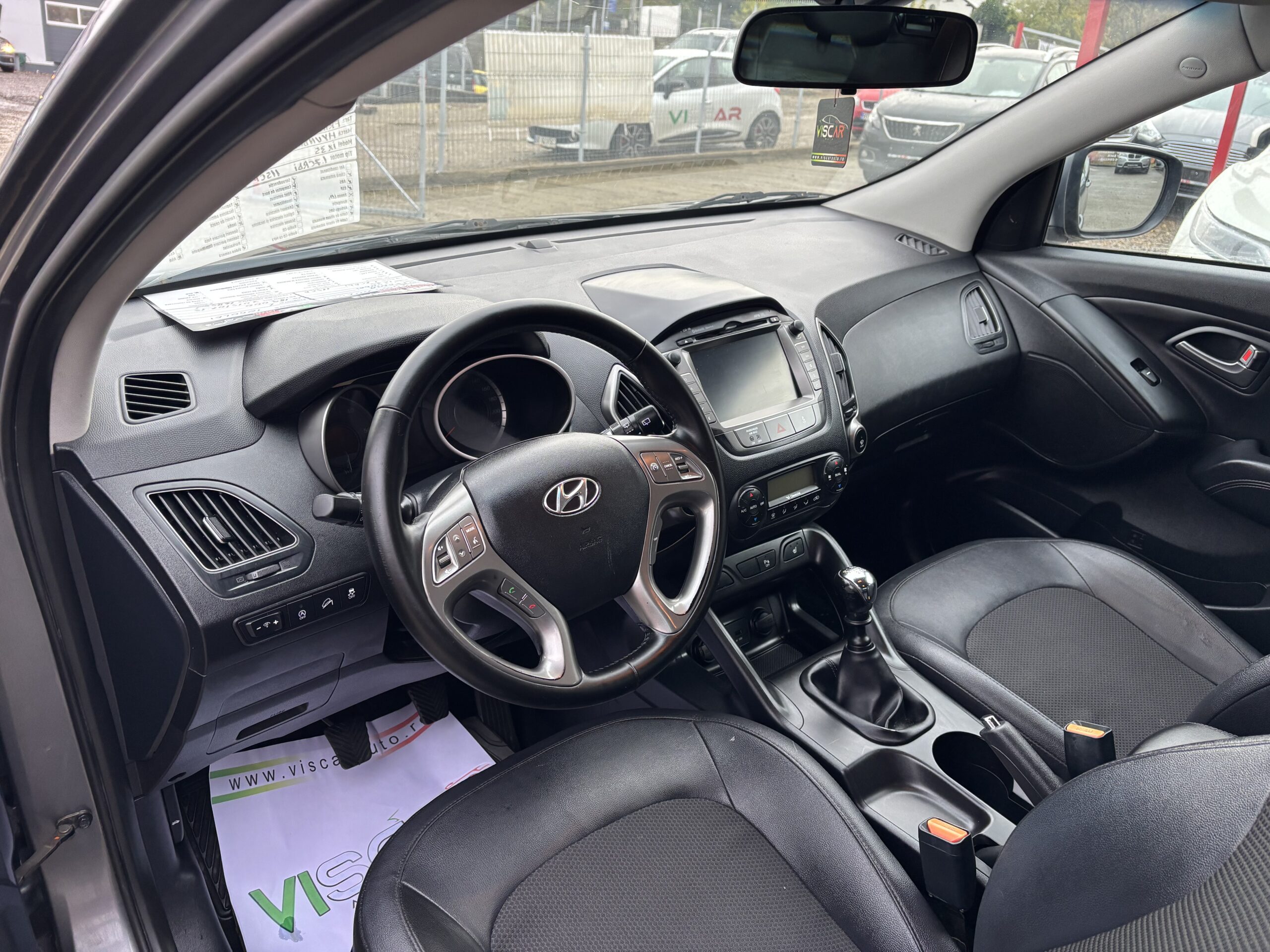 
								Hyundai ix35 full									