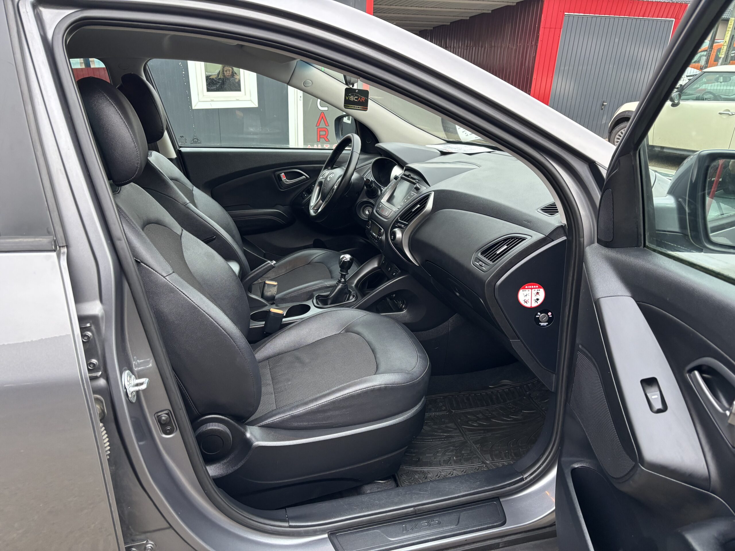 
								Hyundai ix35 full									