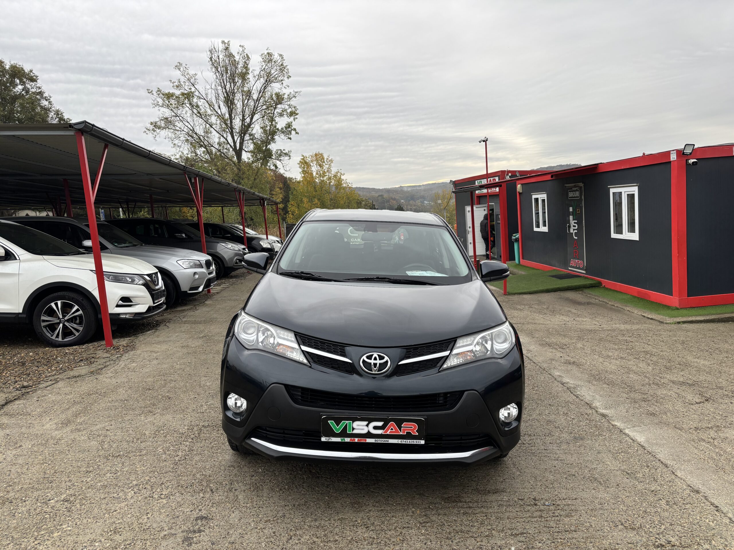 
								Toyota Rav4 full									
