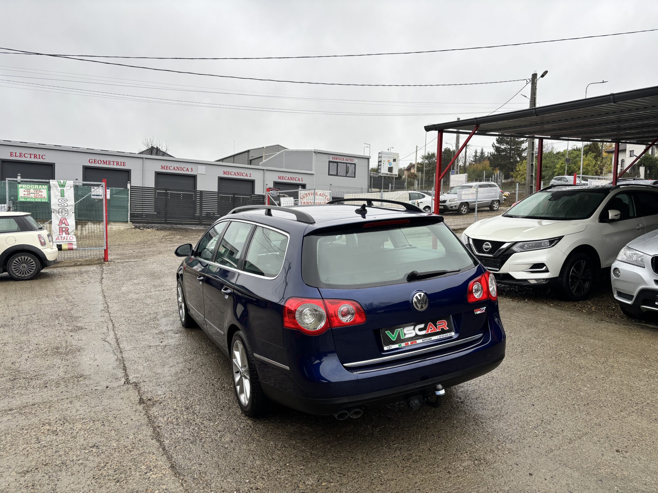
								Volkswagen Passat full									