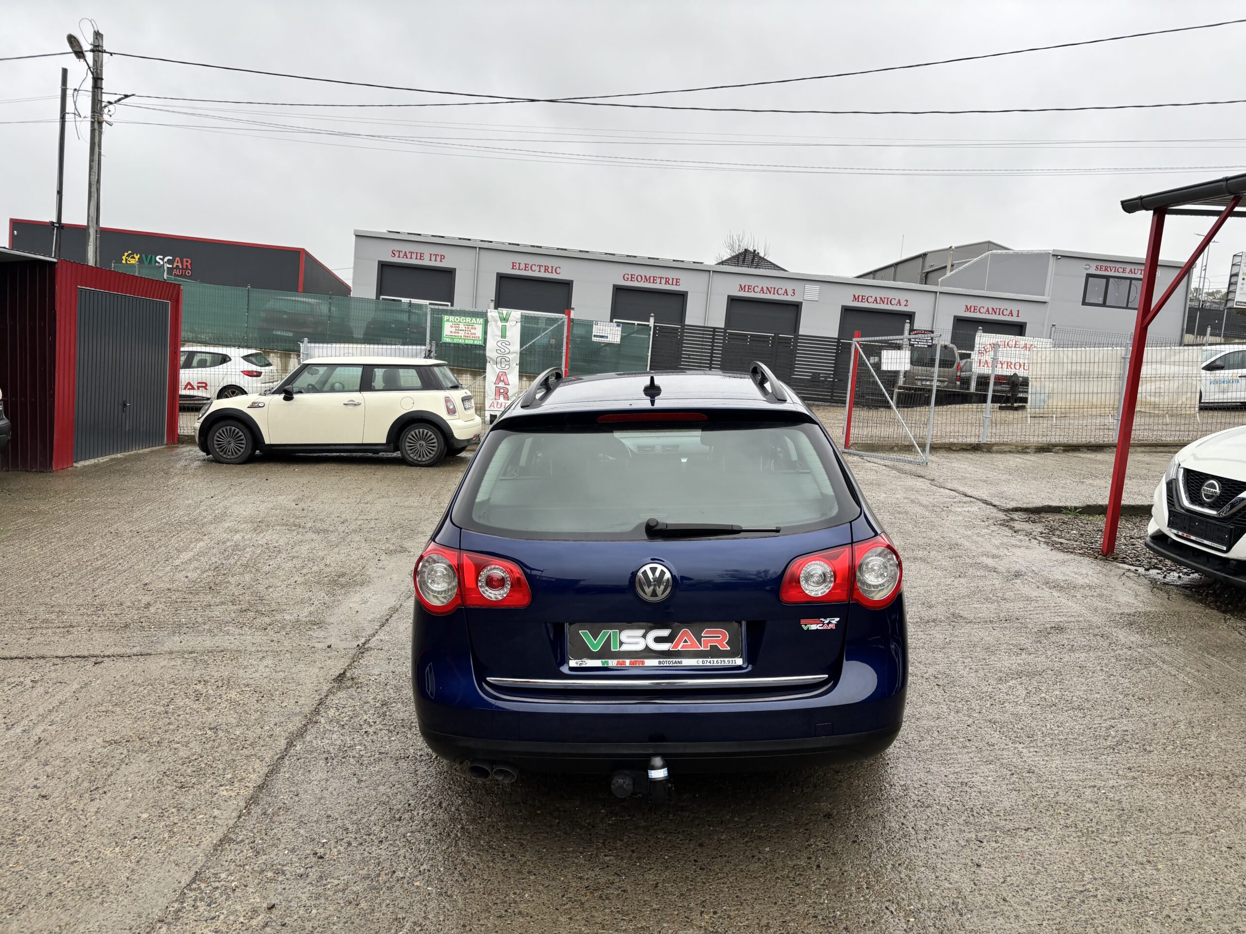 
								Volkswagen Passat full									