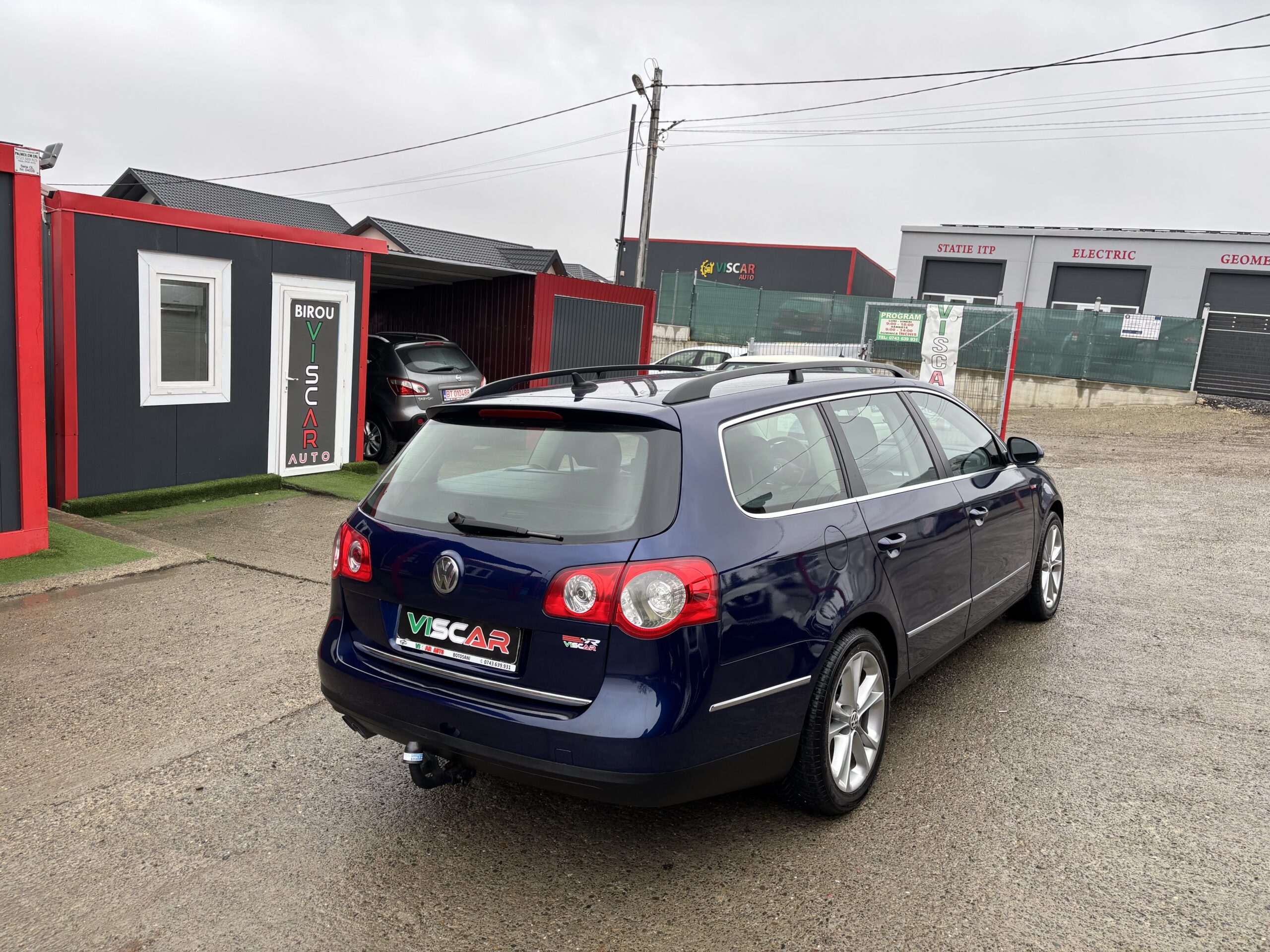 
								Volkswagen Passat full									