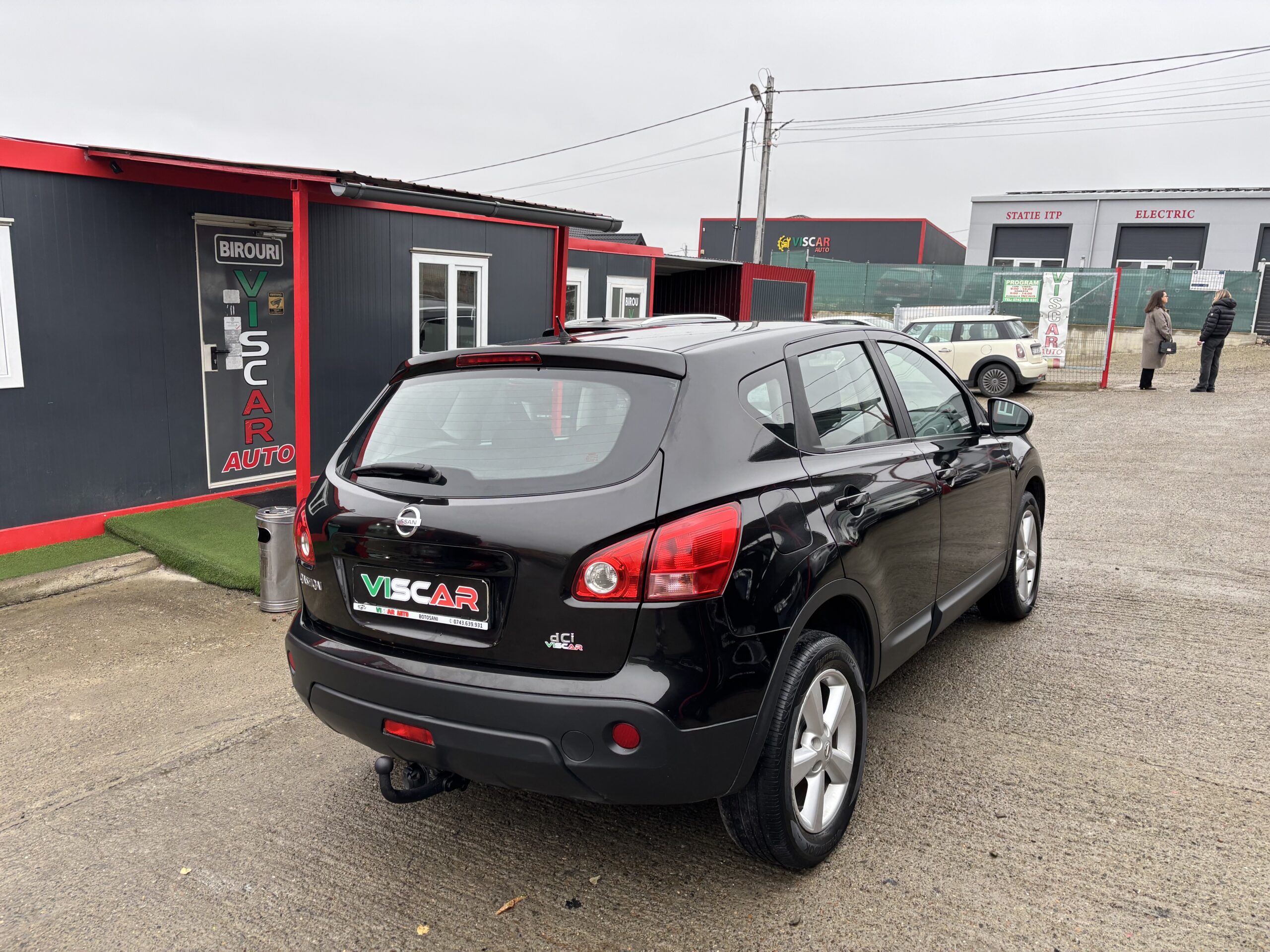 
								Nissan Qashqai full									