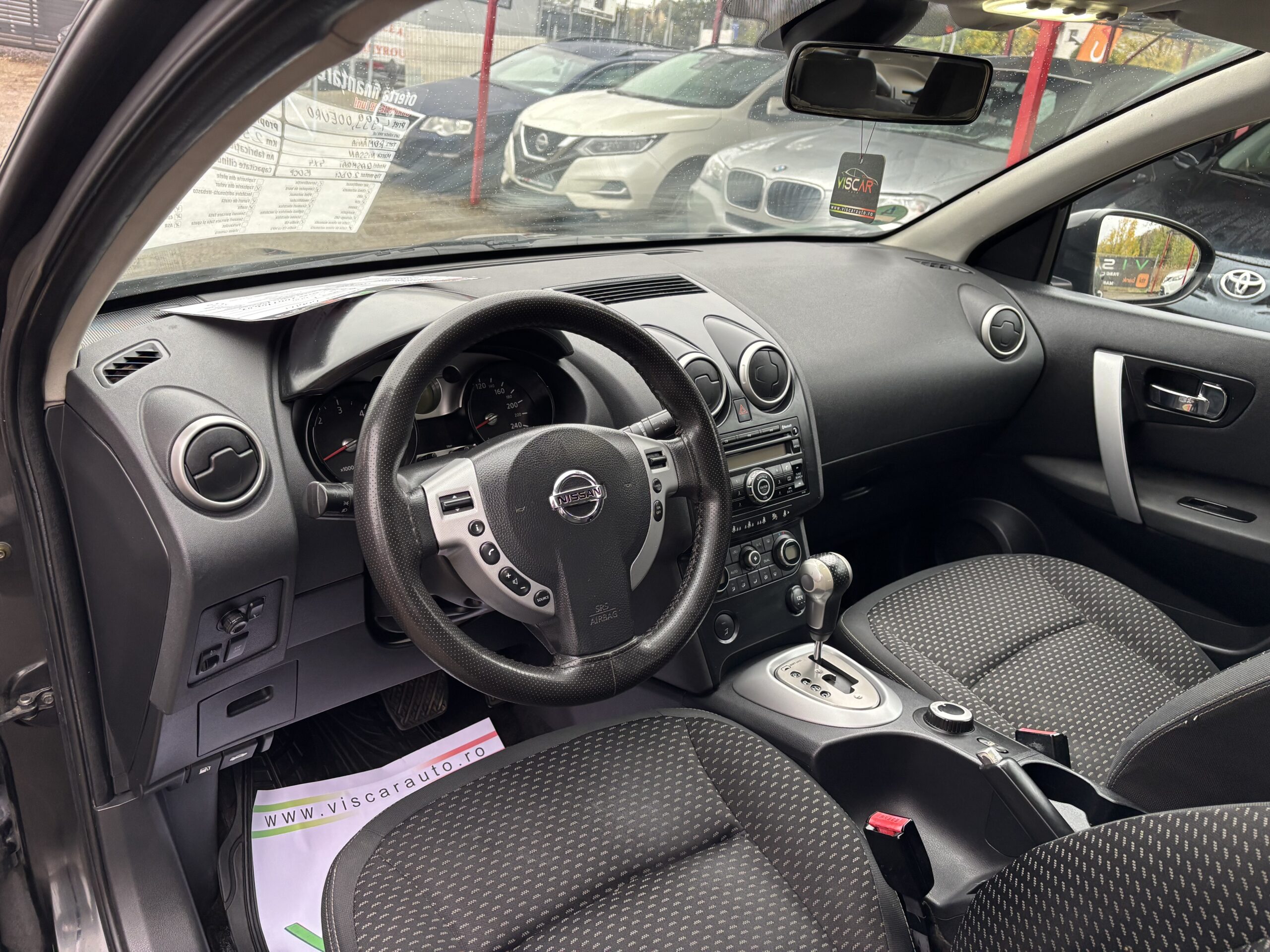 
								Nissan Qashqai full									