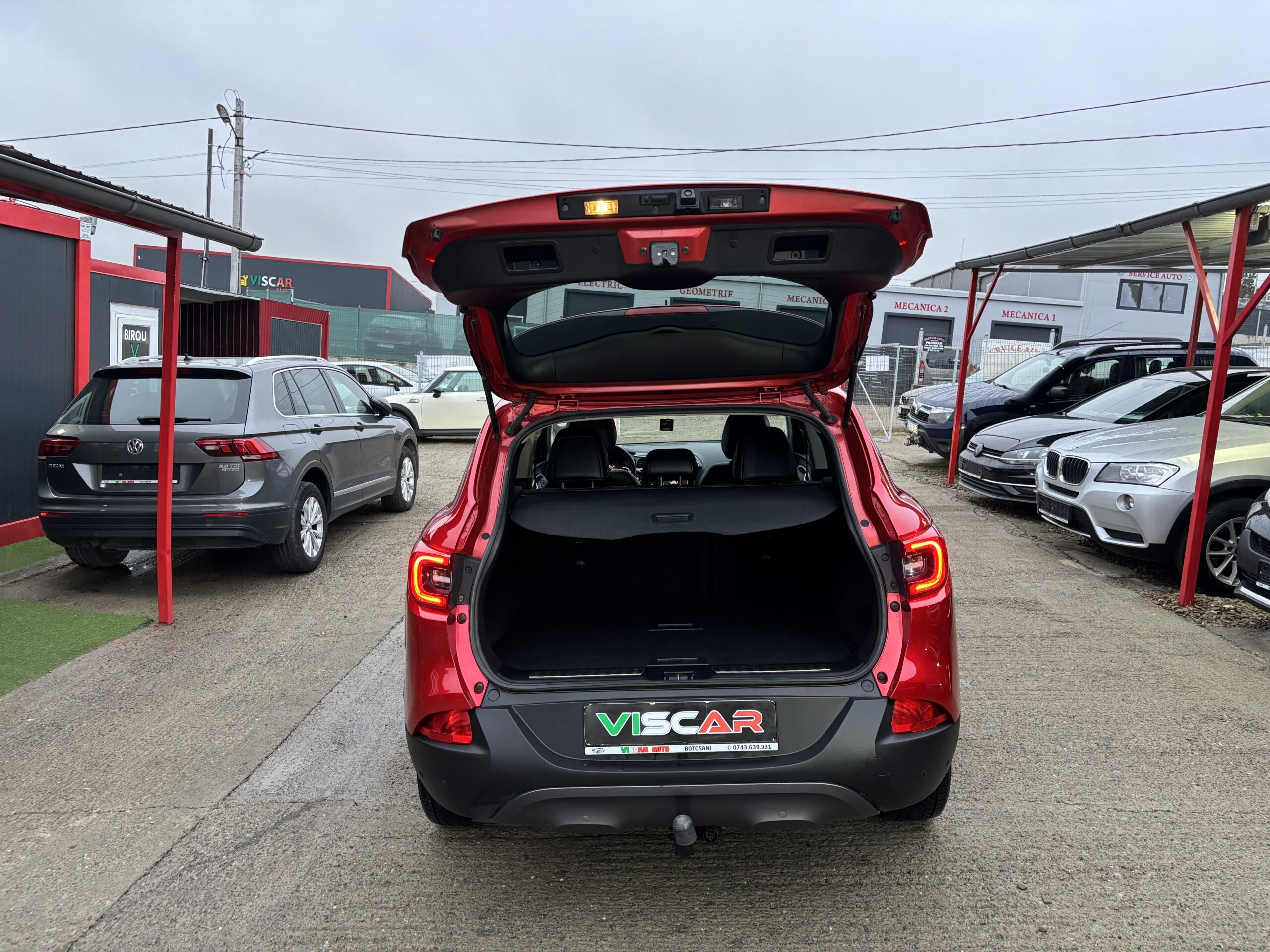 
								Renault Kadjar full									