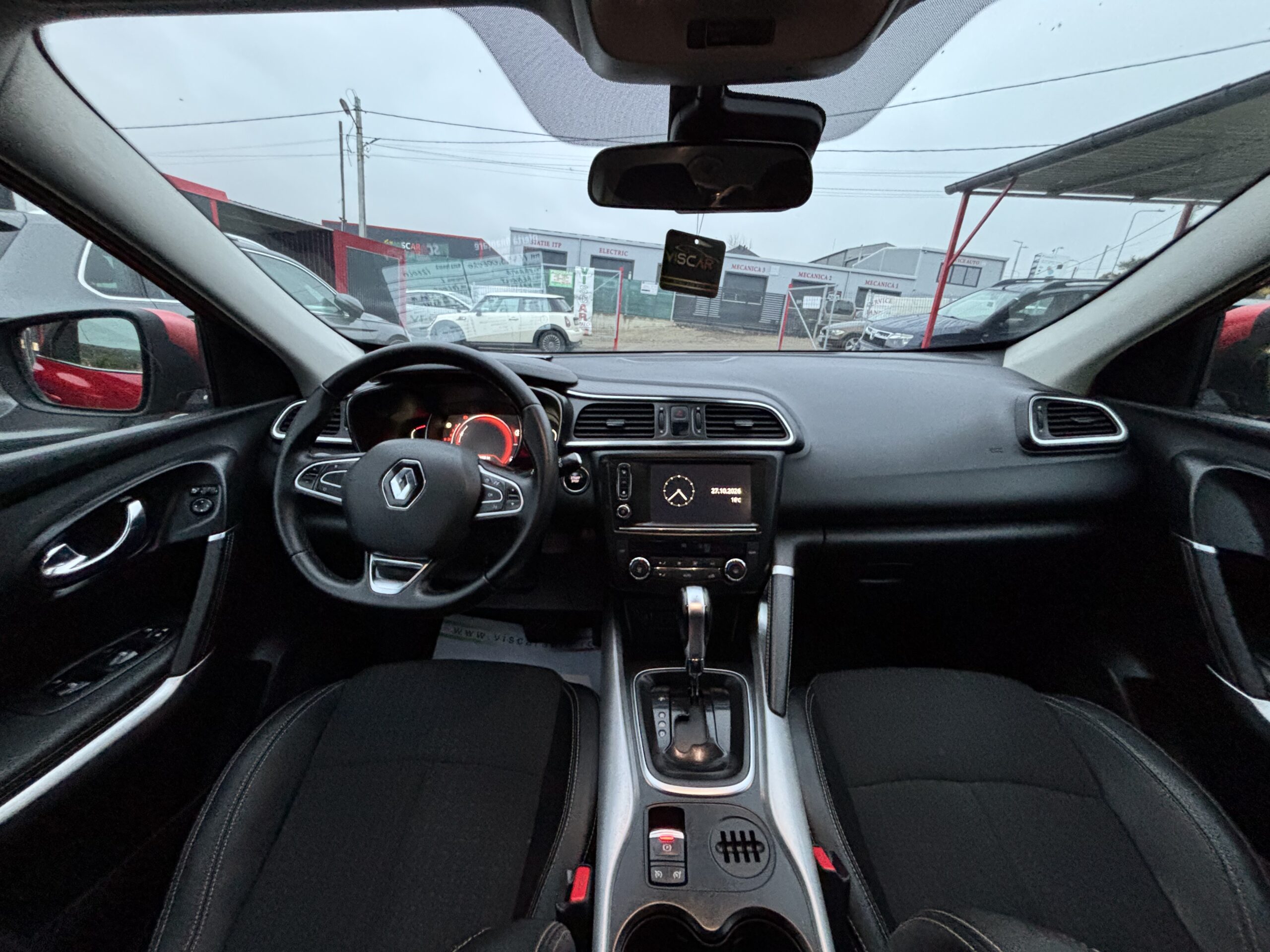 
								Renault Kadjar full									