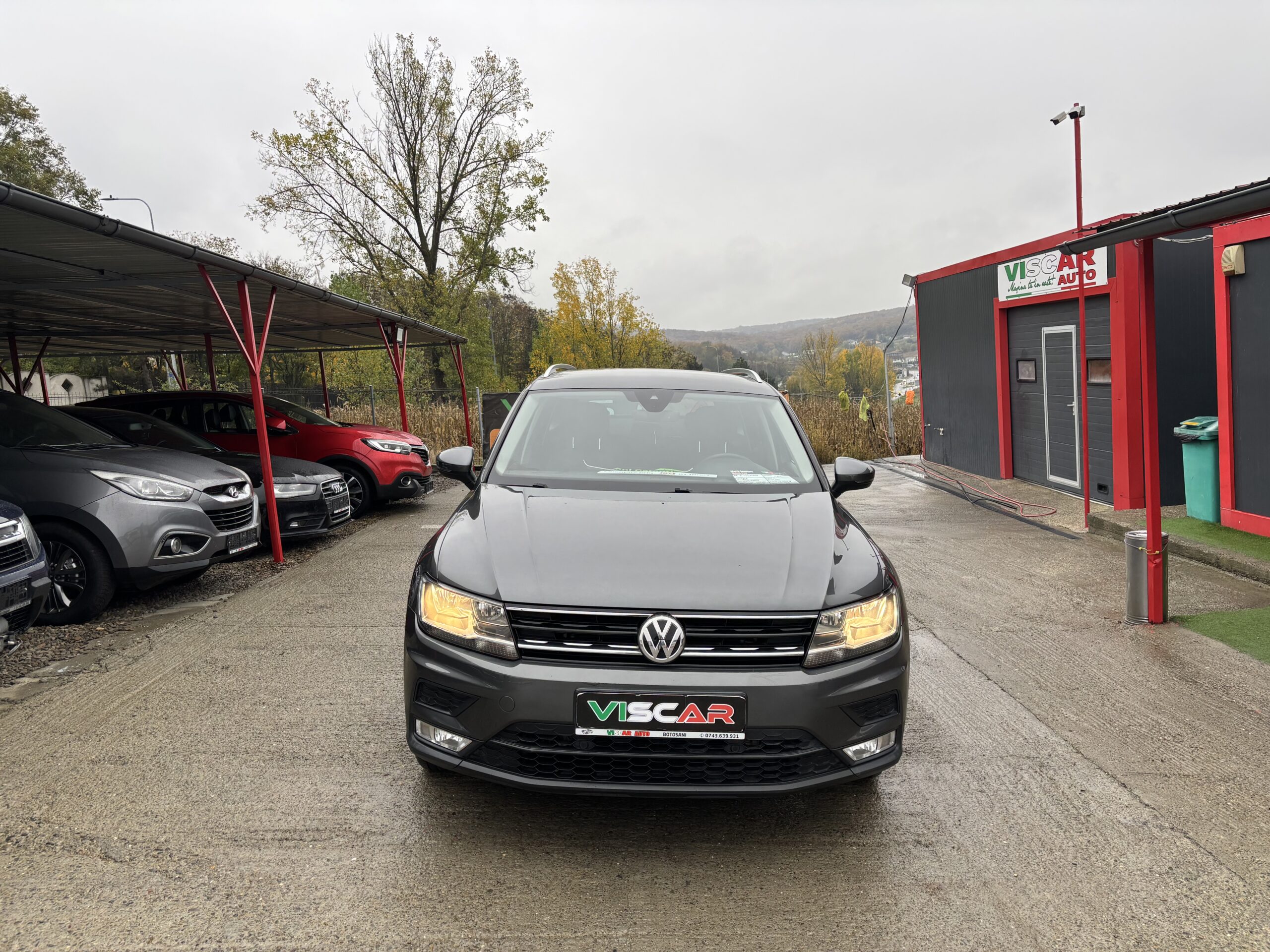 
								Volkswagen Tiguan full									