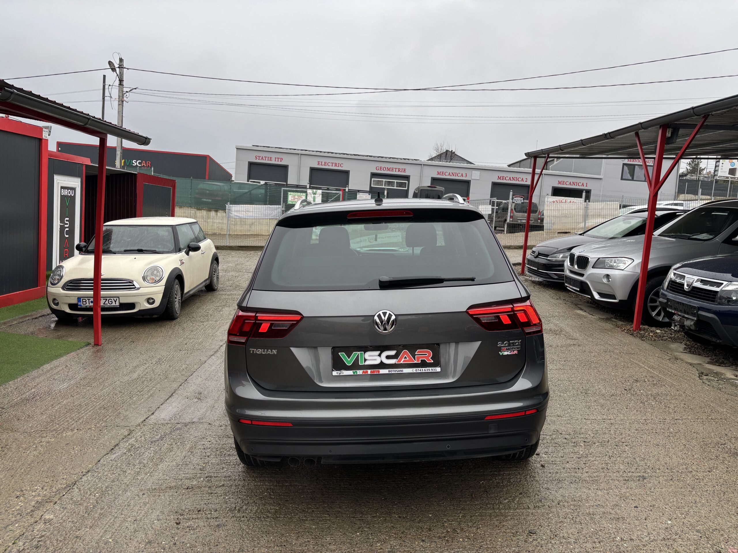 
								Volkswagen Tiguan full									
