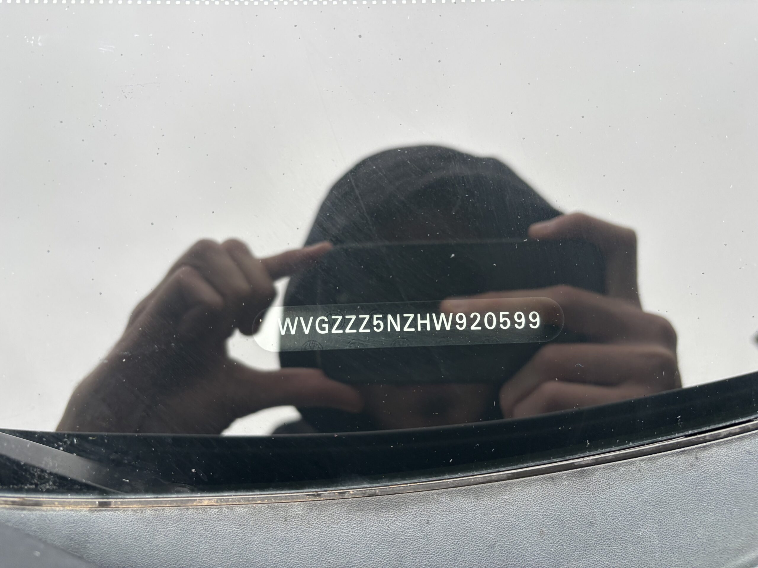 
								Volkswagen Tiguan full									